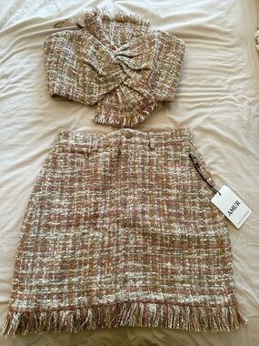 AMUR Pink Tan Tweed Fringe Mini Skirt - Bouclé Blend